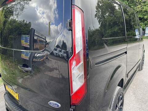 Ford Transit Custom 2.0 300 EcoBlue Limited Crew Van Auto L1 H1 Euro 6 (s/s) 5dr - U884