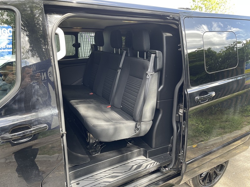 Ford Transit Custom 2.0 300 EcoBlue Limited Crew Van Auto L1 H1 Euro 6 (s/s) 5dr - U884
