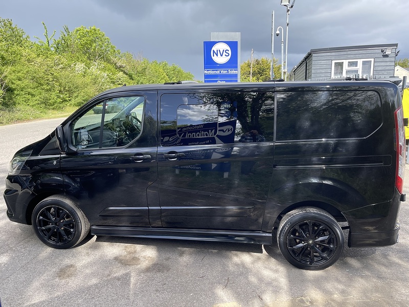 Ford Transit Custom 2.0 300 EcoBlue Limited Crew Van Auto L1 H1 Euro 6 (s/s) 5dr - U884