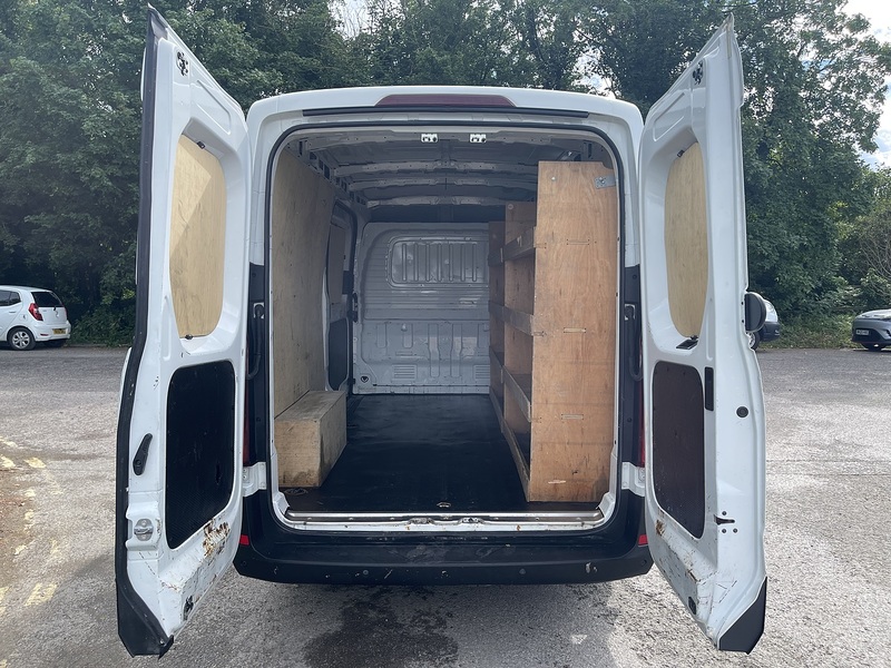 MAXUS Deliver 9 Deliver 9 Panel Van 1 Manual Diesel - U885