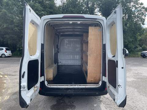 MAXUS Deliver 9 Deliver 9 Panel Van 1 Manual Diesel - U885