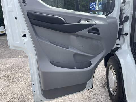 MAXUS Deliver 9 Deliver 9 Panel Van 1 Manual Diesel - U885