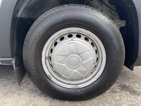 MAXUS Deliver 9 Deliver 9 Panel Van 1 Manual Diesel - U885