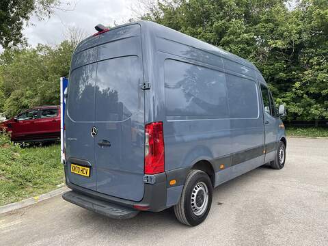 Mercedes-Benz eSprinter 55kWh Progressive Auto FWD L2 H2 5dr 20kW Charger - U886