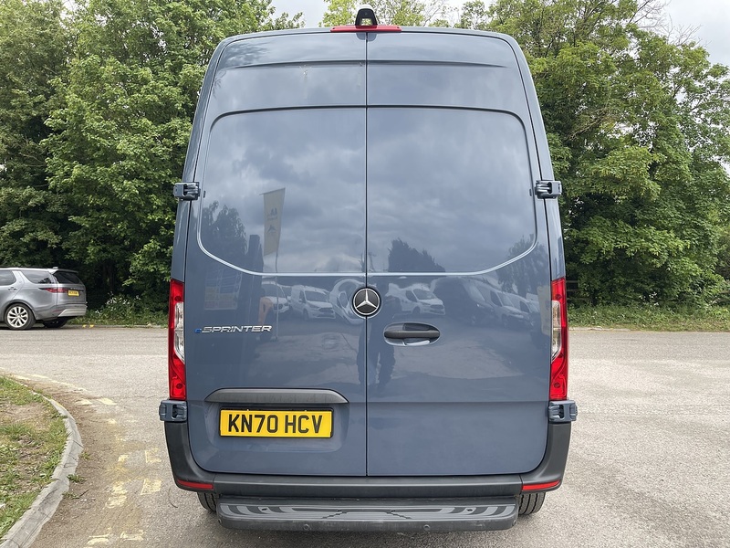 Mercedes-Benz eSprinter 55kWh Progressive Auto FWD L2 H2 5dr 20kW Charger - U886