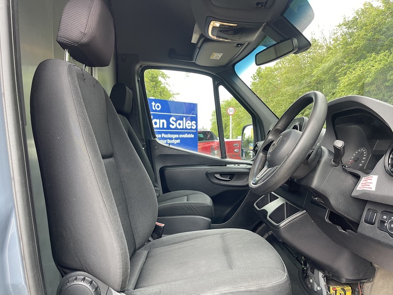 Mercedes-Benz eSprinter 55kWh Progressive Auto FWD L2 H2 5dr 20kW Charger - U886
