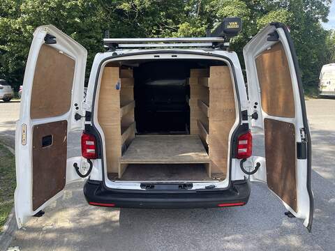 Volkswagen Transporter 2.0 TDI T28 Startline Panel Van 5dr Diesel Manual FWD SWB Euro 6 (s/s) (102 ps) - U889