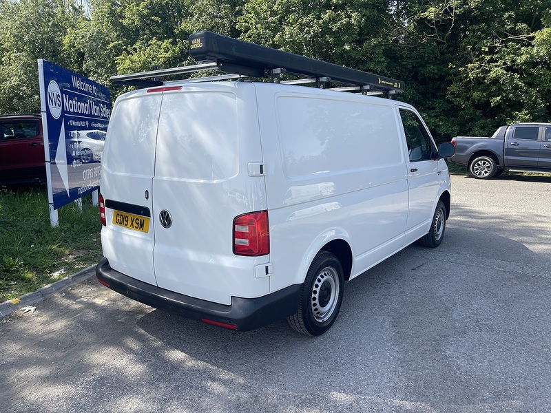 Volkswagen Transporter 2.0 TDI T28 Startline Panel Van 5dr Diesel Manual FWD SWB Euro 6 (s/s) (102 ps) - U889