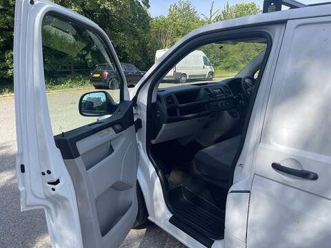 Volkswagen Transporter 2.0 TDI T28 Startline Panel Van 5dr Diesel Manual FWD SWB Euro 6 (s/s) (102 ps) - U889
