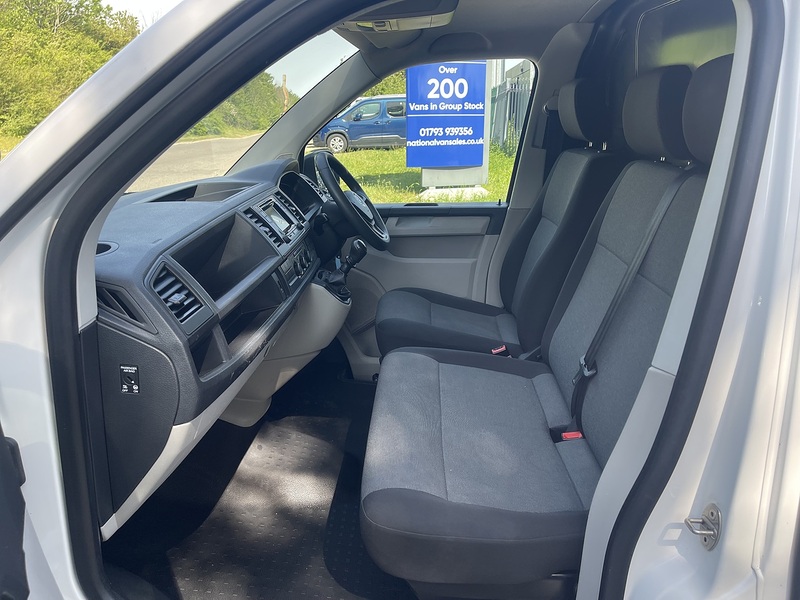 Volkswagen Transporter 2.0 TDI T28 Startline Panel Van 5dr Diesel Manual FWD SWB Euro 6 (s/s) (102 ps) - U889
