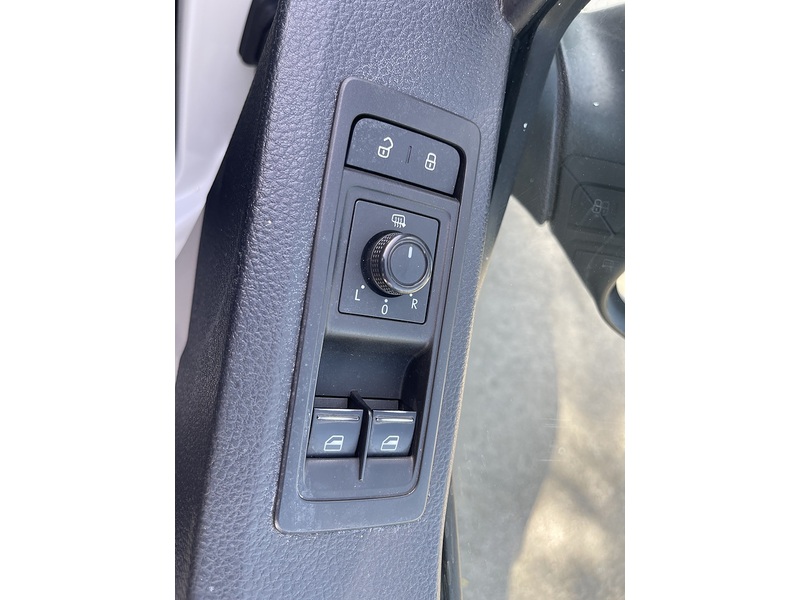 Volkswagen Transporter 2.0 TDI T28 Startline Panel Van 5dr Diesel Manual FWD SWB Euro 6 (s/s) (102 ps) - U889