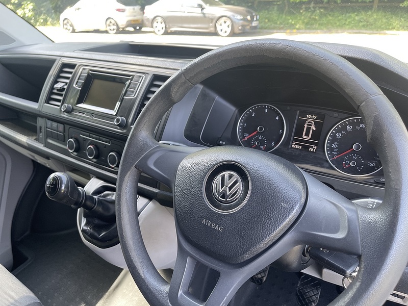 Volkswagen Transporter 2.0 TDI T28 Startline Panel Van 5dr Diesel Manual FWD SWB Euro 6 (s/s) (102 ps) - U889