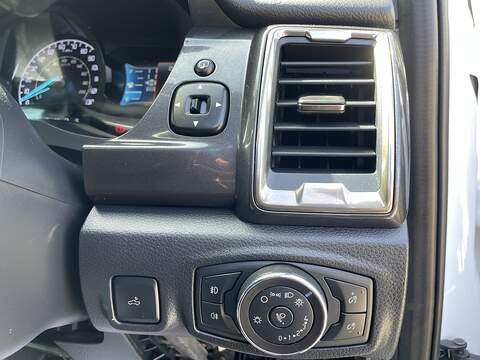 Ford Ranger 3.2 TDCi Wildtrak Auto 4WD Euro 6 (s/s) 4dr - U890