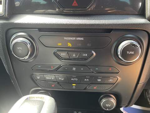 Ford Ranger 3.2 TDCi Wildtrak Auto 4WD Euro 6 (s/s) 4dr - U890