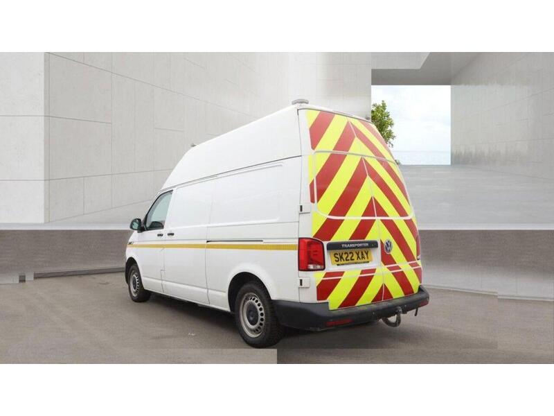 Volkswagen Transporter 2.0 TDI T32 Startline 4Motion LWB High Roof Euro 6 (s/s) 5dr - U891