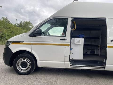 Volkswagen Transporter 2.0 TDI T32 Startline 4Motion LWB High Roof Euro 6 (s/s) 5dr - U891