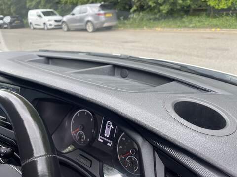Volkswagen Transporter 2.0 TDI T32 Startline 4Motion LWB High Roof Euro 6 (s/s) 5dr - U891