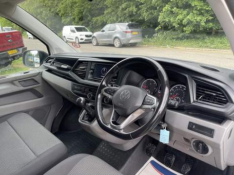 Volkswagen Transporter 2.0 TDI T32 Startline 4Motion LWB High Roof Euro 6 (s/s) 5dr - U891