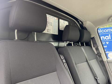 Volkswagen Transporter 2.0 TDI T32 Startline 4Motion LWB High Roof Euro 6 (s/s) 5dr - U891