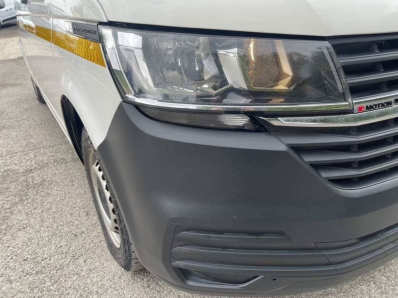 Volkswagen Transporter 2.0 TDI T32 Startline 4Motion LWB High Roof Euro 6 (s/s) 5dr - U891