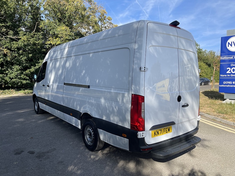 Mercedes-Benz Sprinter 2.0 315 CDI Progressive RWD L3 H2 Euro 6 (s/s) 5dr - U895