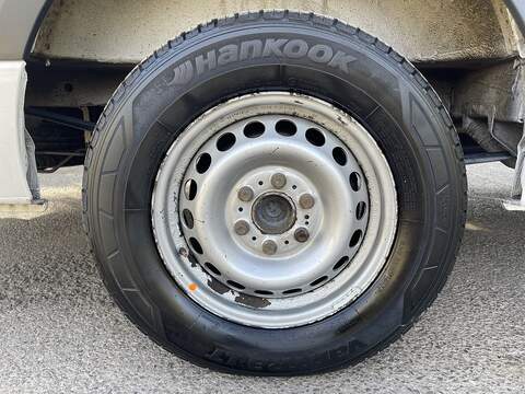 Mercedes-Benz Sprinter 2.0 315 CDI Progressive RWD L3 H2 Euro 6 (s/s) 5dr - U895