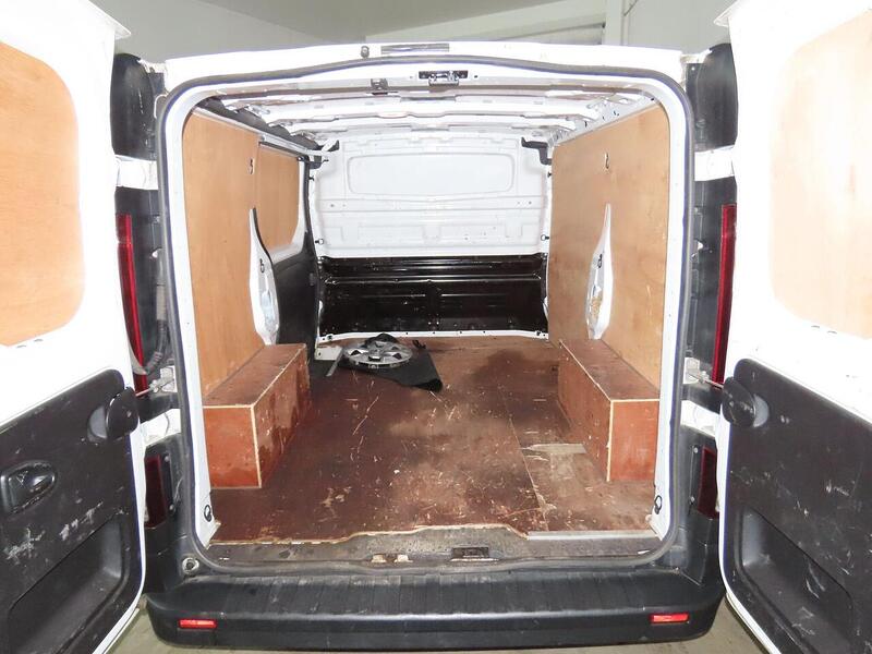 Renault Trafic 2.0 dCi Blue SL28 Business L1 H1 Euro 6 (s/s) 5dr - U903