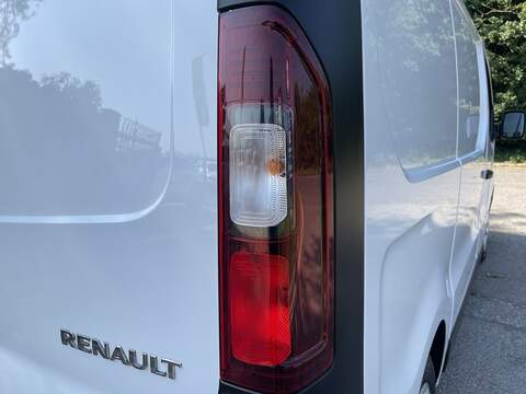 Renault Trafic 2.0 dCi Blue SL28 Business L1 H1 Euro 6 (s/s) 5dr - U903