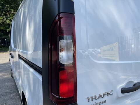 Renault Trafic 2.0 dCi Blue SL28 Business L1 H1 Euro 6 (s/s) 5dr - U903