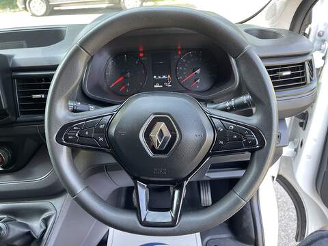 Renault Trafic 2.0 dCi Blue SL28 Business L1 H1 Euro 6 (s/s) 5dr - U903