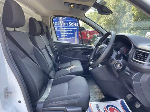 Renault Trafic 2.0 dCi Blue SL28 Business L1 H1 Euro 6 (s/s) 5dr - U903