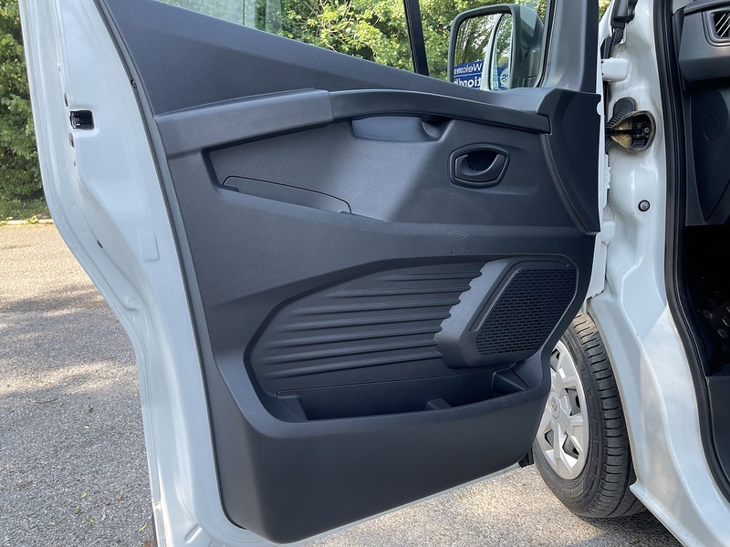 Renault Trafic 2.0 dCi Blue SL28 Business L1 H1 Euro 6 (s/s) 5dr - U903