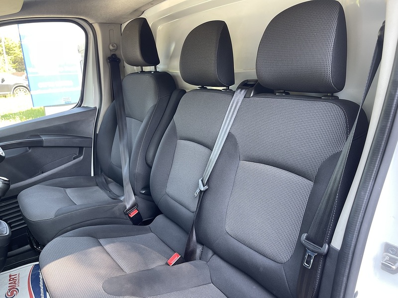 Renault Trafic 2.0 dCi Blue SL28 Business L1 H1 Euro 6 (s/s) 5dr - U903