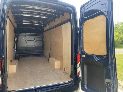 Ford Transit 2.0 350 EcoBlue Leader RWD L4 H3 Euro 6 (s/s) 5dr - U906