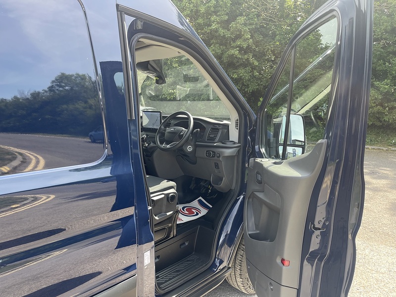 Ford Transit 2.0 350 EcoBlue Leader RWD L4 H3 Euro 6 (s/s) 5dr - U906