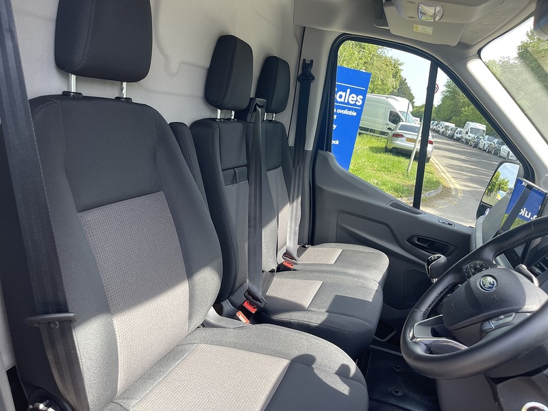 Ford Transit 2.0 350 EcoBlue Leader RWD L4 H3 Euro 6 (s/s) 5dr - U906