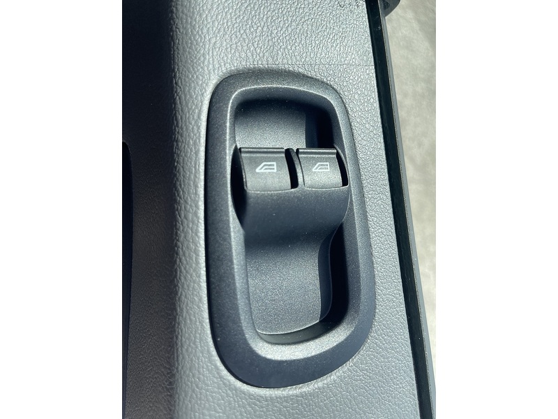 Ford Transit 2.0 350 EcoBlue Leader RWD L4 H3 Euro 6 (s/s) 5dr - U906