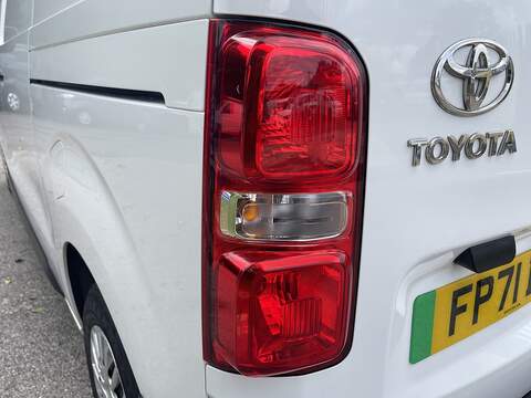 Toyota ProAce ProAce Icon Panel Van Automatic Electric - U915