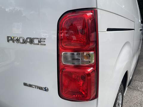 Toyota ProAce ProAce Icon Panel Van Automatic Electric - U915