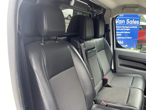 Toyota ProAce ProAce Icon Panel Van Automatic Electric - U915