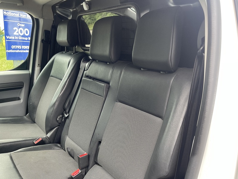 Toyota ProAce ProAce Icon Panel Van Automatic Electric - U915