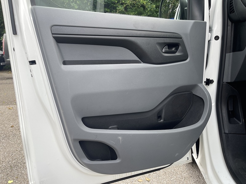 Toyota ProAce ProAce Icon Panel Van Automatic Electric - U915