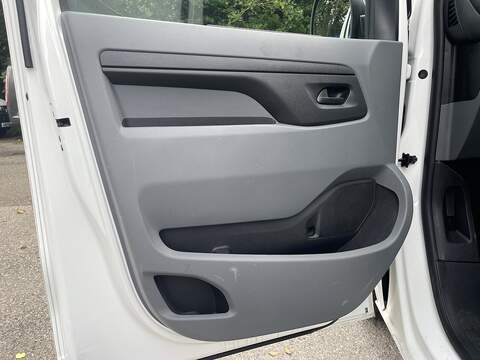 Toyota ProAce ProAce Icon Panel Van Automatic Electric - U915