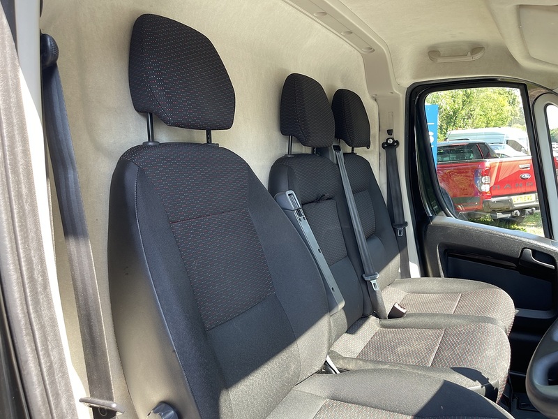 Peugeot Boxer 2.2 BlueHDi 335 Professional L3 H2 Euro 6 (s/s) 5dr - U919