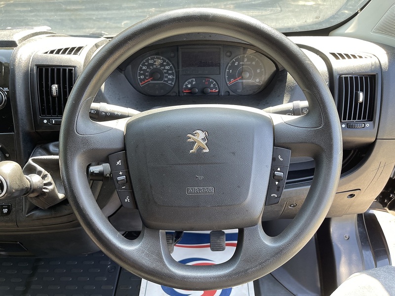 Peugeot Boxer 2.2 BlueHDi 335 Professional L3 H2 Euro 6 (s/s) 5dr - U919