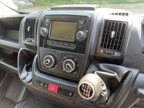 Peugeot Boxer 2.2 BlueHDi 335 Professional L3 H2 Euro 6 (s/s) 5dr - U919