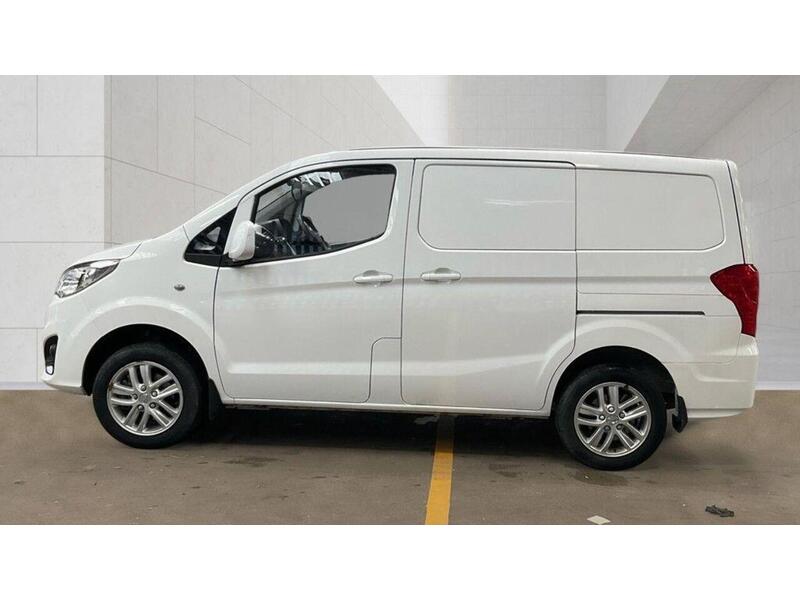 BYD ETP3 44.9kWh Auto MWB 5dr - U920