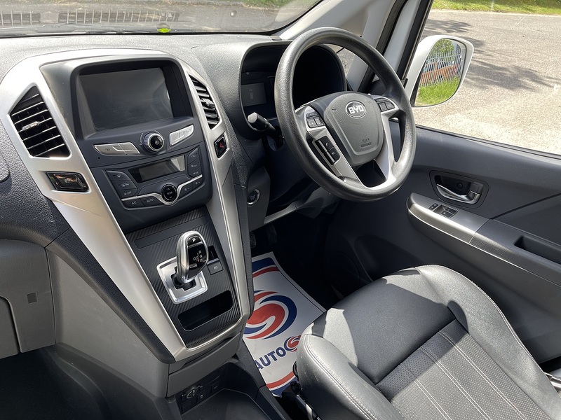 BYD ETP3 44.9kWh Auto MWB 5dr - U920