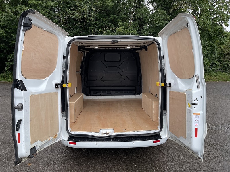 Ford Transit Custom 2.0 300 EcoBlue Limited L1 H1 Euro 6 (s/s) 5dr - U923