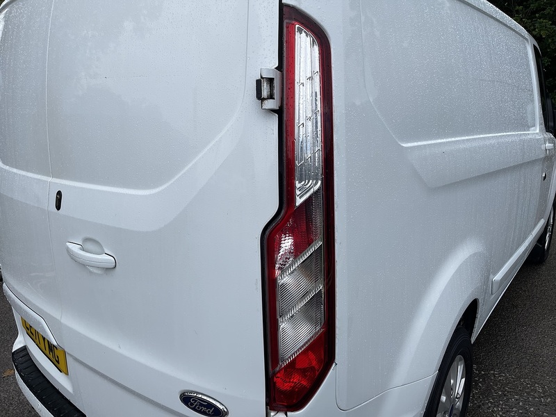 Ford Transit Custom 2.0 300 EcoBlue Limited L1 H1 Euro 6 (s/s) 5dr - U923
